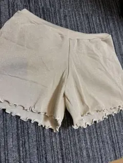 未使用　ラメ入りベージュのウォームパンツ