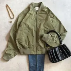 美品 ◆ アーバンリサーチドアーズ　MA-1コンパクトジャケット　カーキ