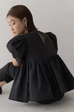 試着のみregleam バックオープンパワショルブラウス
