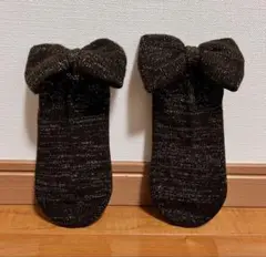 ❤︎【新品・未使用】靴下屋　リボン付きラメソックス❤︎