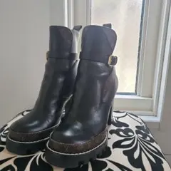 美品♡ルイヴィトン ロゴ ブーツ 37
