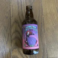 空き瓶　ジブリパーク　魔女の谷　ビール瓶