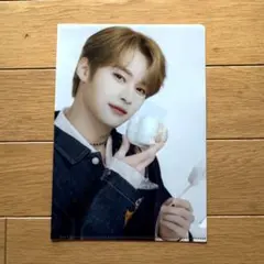 StrayKids スキズ　リノ　ファミマ　クリアファイル