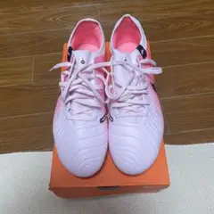 ピンク サッカーシューズ スパイク