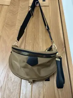 ほぼ新品同様！レディースバック