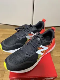 FRESH FOAM TEMPOM MTMPO ニューバランスランニングシューズ