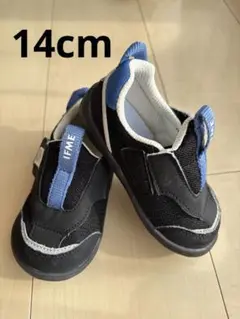Item thumbnail for item 04483a9a-eacf-44f1-96b7-9ef9f563ba01