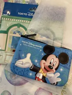 お品切れ　ディズニーリゾート　パークチケット柄　ポーチ　ミッキー