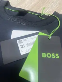 HUGO BOSS未使用　メンズtシャツ
