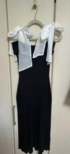 MERCURYDUO ショルダーリボンニットワンピース