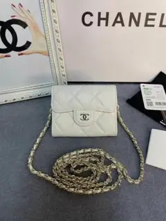 CHANEL ホワイト カードケース