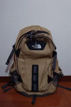 THE NORTH FACE HOT SHOT ベージュバックパック