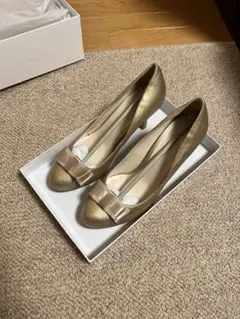 AIMER ゴールドパンプス　結婚式