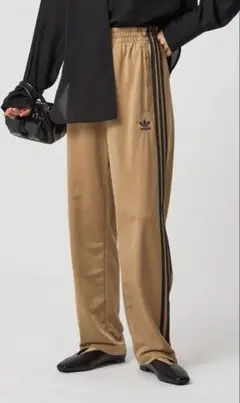 Item thumbnail for item a9511068-2c8a-4e5a-b438-cf23429dee5f