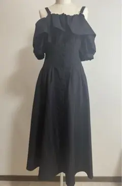 オフショルワンピース