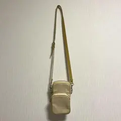 Ray BEAMS クロコ風型押しカメラバッグ クリームベージュ イエロー 黄色