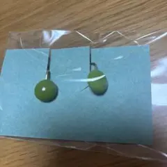 グリーン・クリア樹脂イヤリング