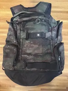 Burton 迷彩バックパック