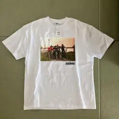 新品タグ付きグーニーズTシャツ