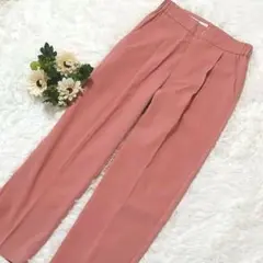 &. NOSTALGIA センタープレス　タックストレートパンツ