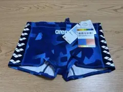 新品　アリーナ　水着　M