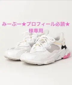 adidasスニーカーOZWEEGO LITE