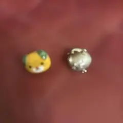 みきゃん　ピンバッジ　２個セット