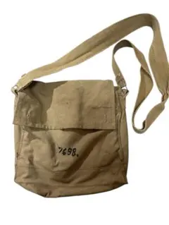 Item thumbnail for item 0e429a27-c7da-4b70-a9a5-e712c6406012