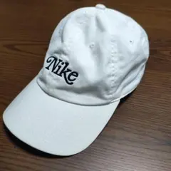Nike ホワイトキャップ 1972年刺繍入り