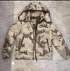 モンクレールダウンジャケット国内正規品 moncler 迷彩 レアサイズ０値下げ