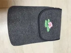 蓮の花のポチ