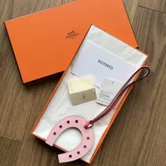 HERMES パドックチャーム 馬蹄。