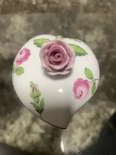 ヘレンド　薔薇バラ装飾小物入れ