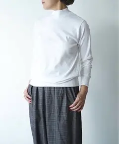 homspun モックネック トータルネック トップス ニット 白