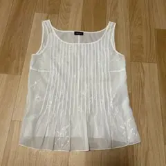 T311 AKRIS ノースリーブ　M