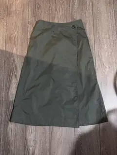 ユニクロ　ドライラップスカート　Sサイズ　カーキ