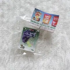 Item thumbnail for item d1091d55-f558-4ab5-afbf-ecb24e0ea59d