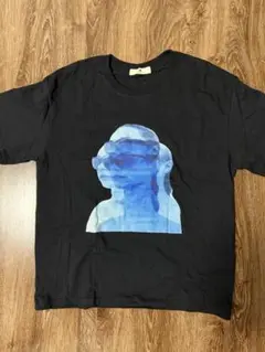 グラフィックプリント 黒 Tシャツ