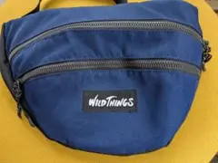 WILD THINGS ネイビー ボディバッグ