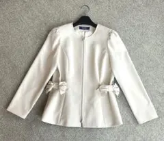 美品 エムズグレイシー ベージュ ノーカラージャケット ポケットリボン 40