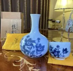 Item thumbnail for item 57a25df6-29f0-4624-afae-a5d128bae02a