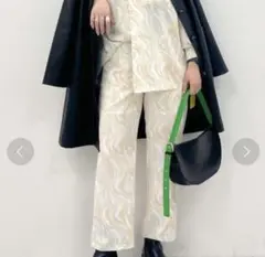 【FOREVER 21】マーブル柄パンツ