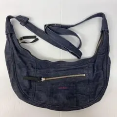 【BLUE BLUE】デニムバッグ　バナナ型　ショルダーバッグ　ボディバッグ