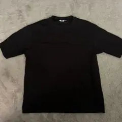 UNIQLO Tシャツ