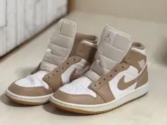 NIKE AJ1 ベージュ26.0cm