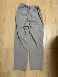 風を通すストレッチサッカーイージーテーパードパンツ　ベージュ　XS 販売終了色