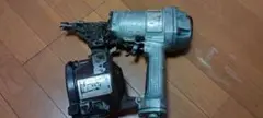 日立 HITACHI 65mm ロール釘打機 NV65AE
商品情報
