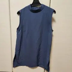 UNIQLO　ユニクロ　ノースリーブ　ブラウス　ハイネック