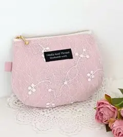 Item thumbnail for item c7a859b4-220b-42e1-b4eb-e8ce20d4e37e