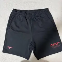 Item thumbnail for item ceb7bbf2-b1c0-4207-9da8-3500a5b17934